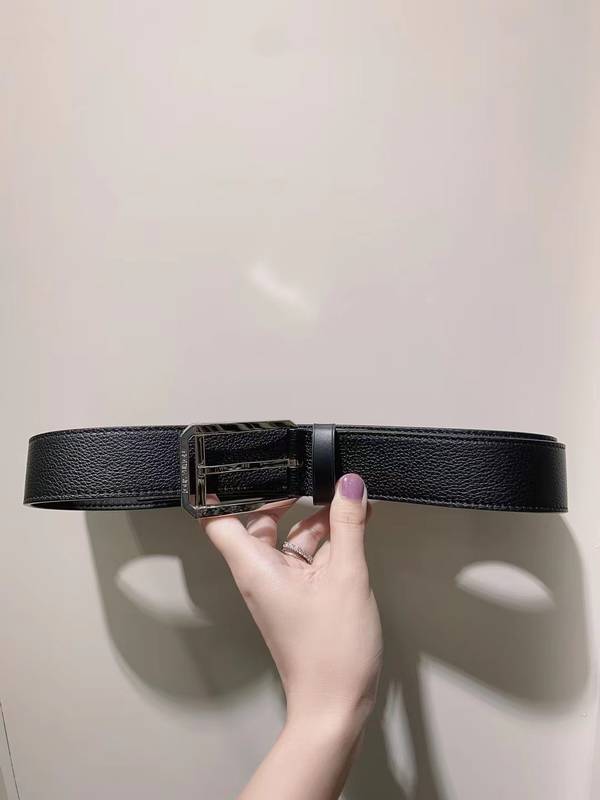 Louis Vuitton 35MM Belt LVB00313